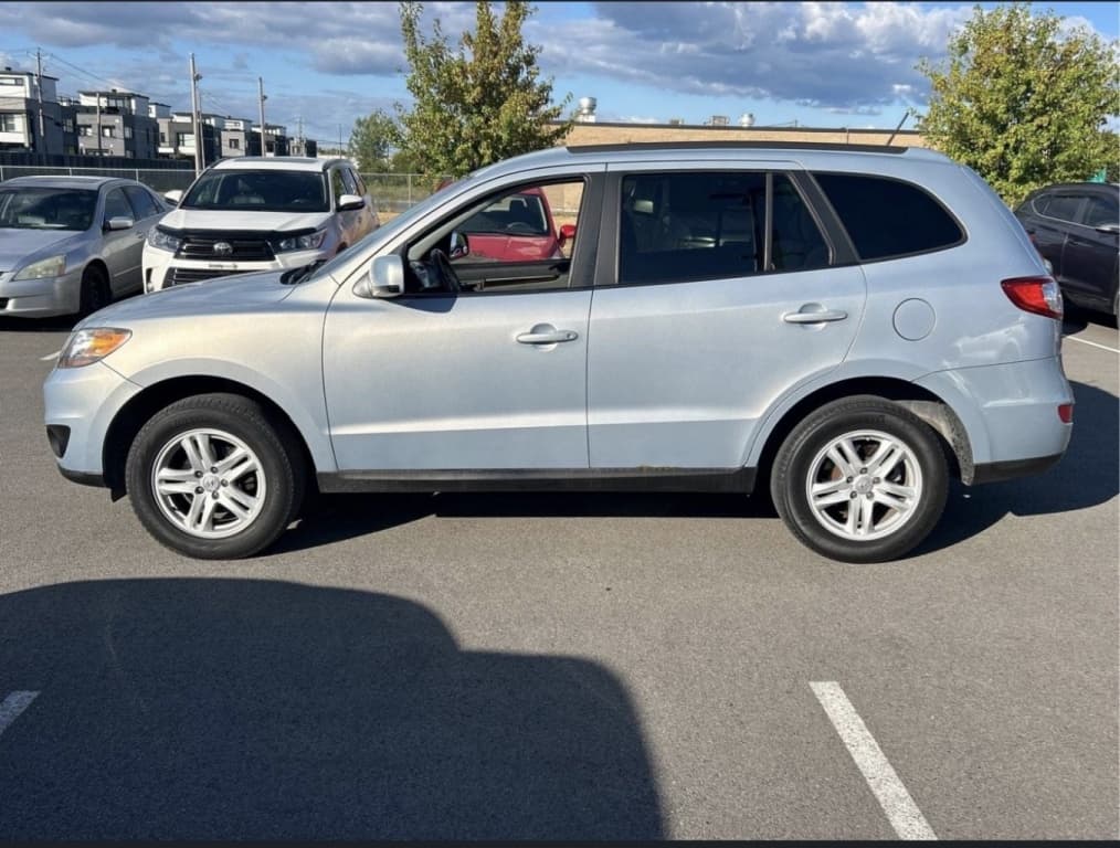 2010 Hyundai Santa Fe GL thumbnail 8