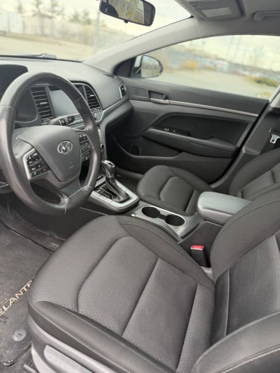 2018 Hyundai Elantra GL thumbnail 9