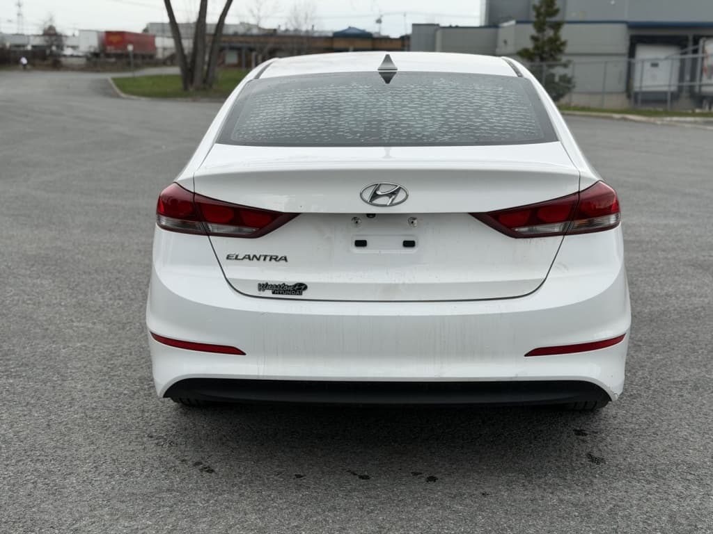 2018 Hyundai Elantra GL thumbnail 4