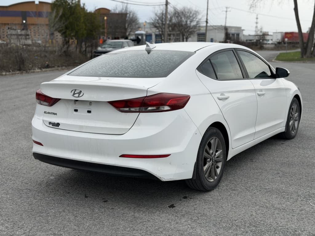2018 Hyundai Elantra GL thumbnail 5
