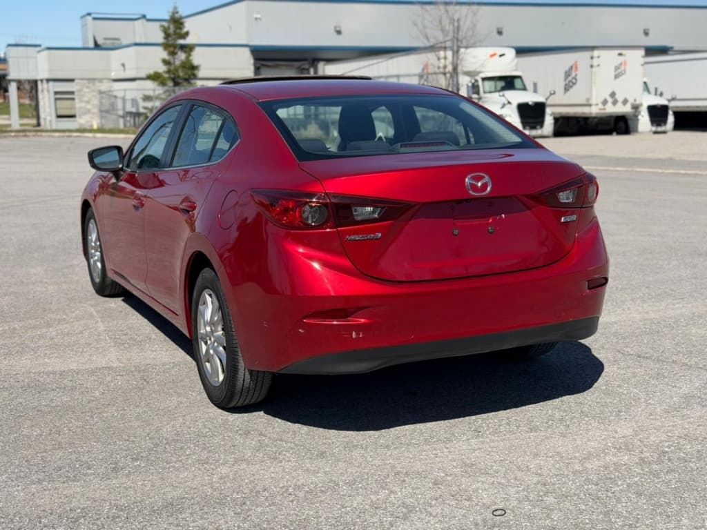 2017 Mazda Mazda3 GS thumbnail 3