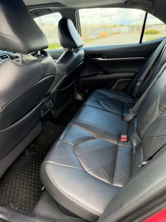 2018 Toyota Camry Hybrid LE/SE/XLE thumbnail 8