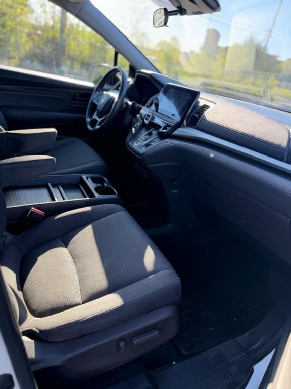 2019 Honda Odyssey LX thumbnail 11